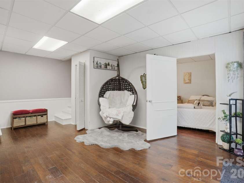 8338 Cricket Lake Drive, Charlotte, NC 28277.  MLS# CAR4401022, YatesRealty ID 44658. 