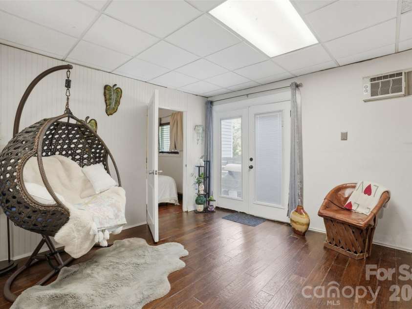 8338 Cricket Lake Drive, Charlotte, NC 28277.  MLS# CAR4401022, YatesRealty ID 44658. 