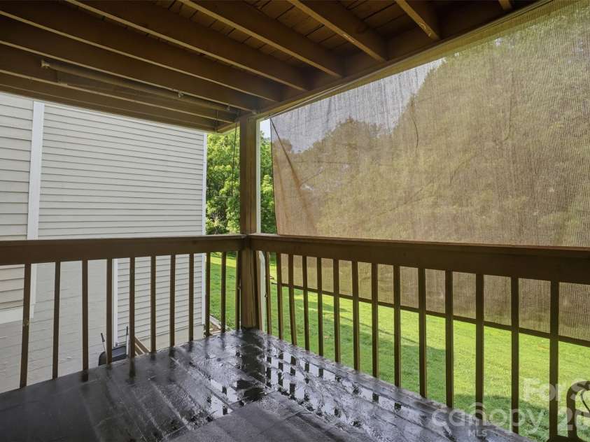 8338 Cricket Lake Drive, Charlotte, NC 28277.  MLS# CAR4401022, YatesRealty ID 44658. 