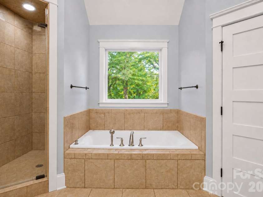 199 Robinson Road, Mooresville, NC 28117.  MLS# CAR4413502, YatesRealty ID 44659. 