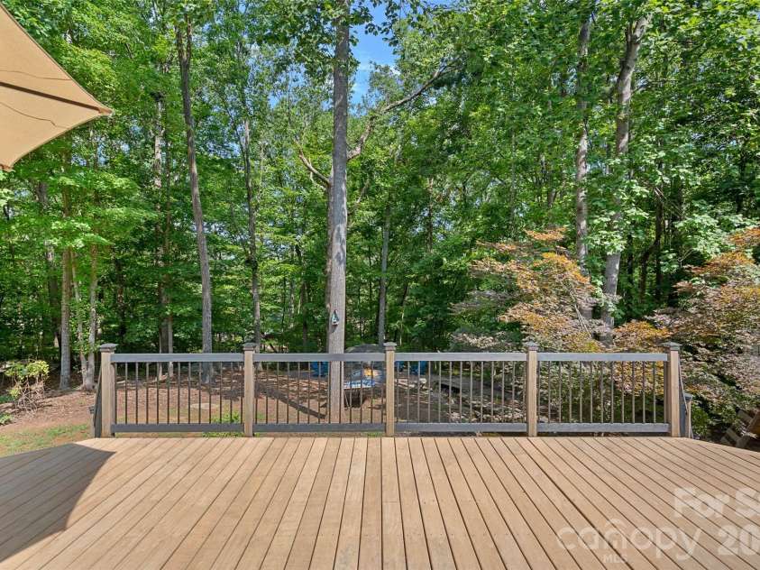 199 Robinson Road, Mooresville, NC 28117.  MLS# CAR4413502, YatesRealty ID 44659. 