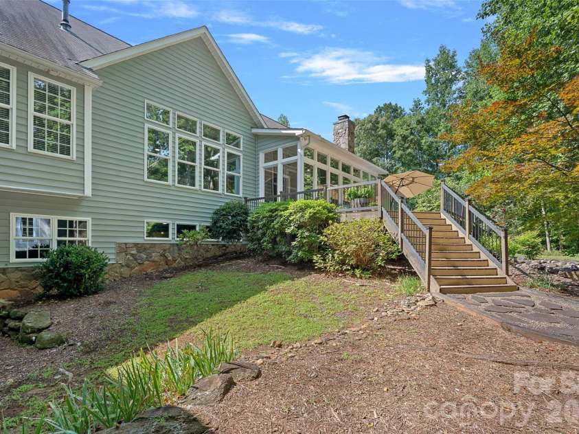199 Robinson Road, Mooresville, NC 28117.  MLS# CAR4413502, YatesRealty ID 44659. 