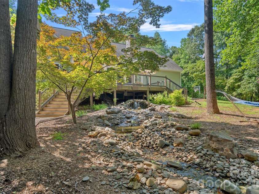 199 Robinson Road, Mooresville, NC 28117.  MLS# CAR4413502, YatesRealty ID 44659. 