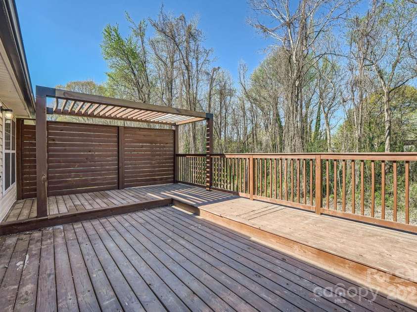 3753 Capps Hill Drive, Charlotte, NC 28216.  MLS# CAR4240768, YatesRealty ID 4466. 