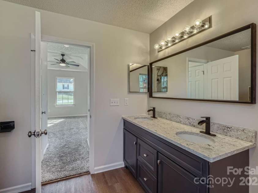 3753 Capps Hill Drive, Charlotte, NC 28216.  MLS# CAR4240768, YatesRealty ID 4466. 