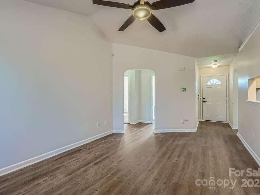 3753 Capps Hill Drive, Charlotte, NC 28216.  MLS# CAR4240768, YatesRealty ID 4466. 