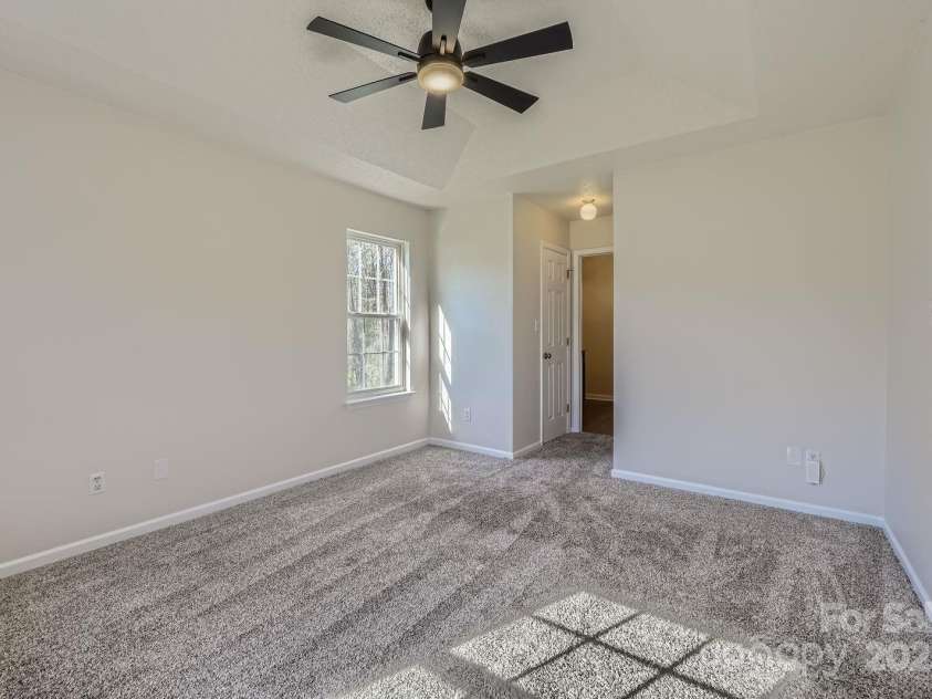 3753 Capps Hill Drive, Charlotte, NC 28216.  MLS# CAR4240768, YatesRealty ID 4466. 