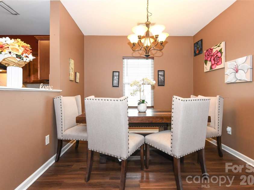 5149 Red Poll Drive, Greensboro, NC 27405.  MLS# CAR4411015, YatesRealty ID 44660. Dining Room