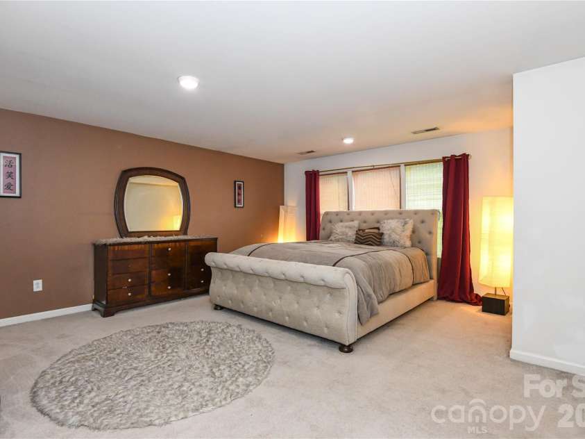 5149 Red Poll Drive, Greensboro, NC 27405.  MLS# CAR4411015, YatesRealty ID 44660. Primary Suite