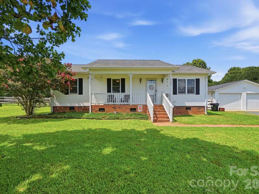 34295 Springdale Drive, New London, NC 28127.  MLS# CAR4413292, YatesRealty ID 44662. 
