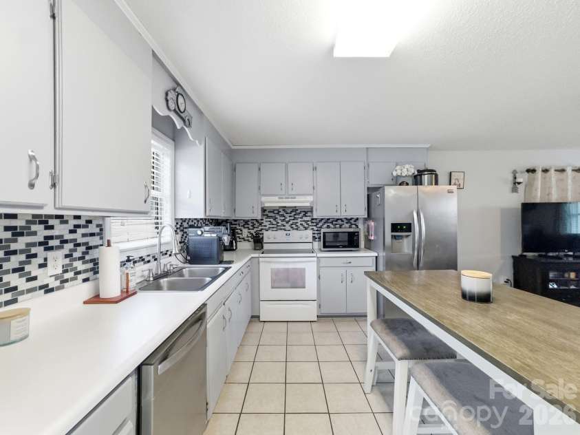 34295 Springdale Drive, New London, NC 28127.  MLS# CAR4413292, YatesRealty ID 44662. 