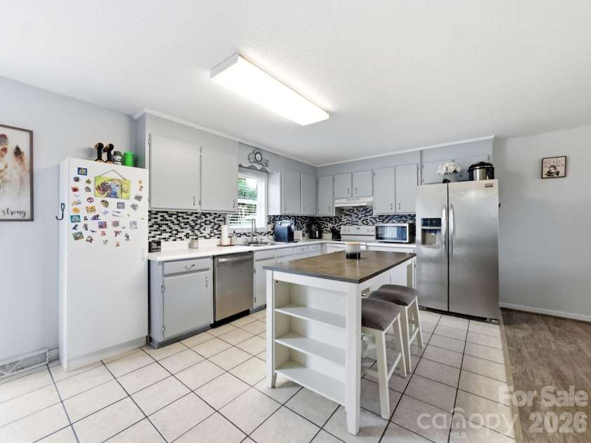 34295 Springdale Drive, New London, NC 28127.  MLS# CAR4413292, YatesRealty ID 44662. 