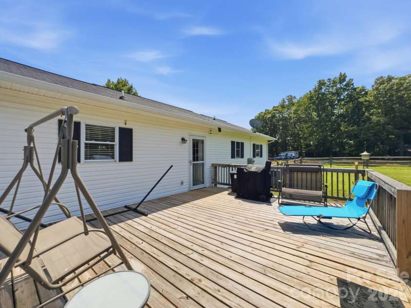34295 Springdale Drive, New London, NC 28127.  MLS# CAR4413292, YatesRealty ID 44662. 