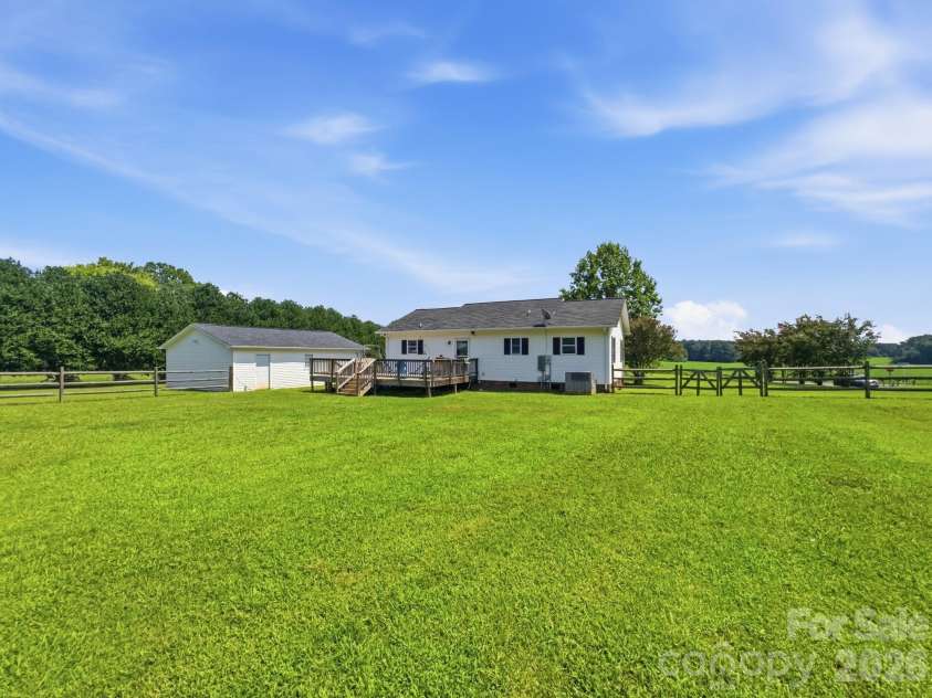 34295 Springdale Drive, New London, NC 28127.  MLS# CAR4413292, YatesRealty ID 44662. 
