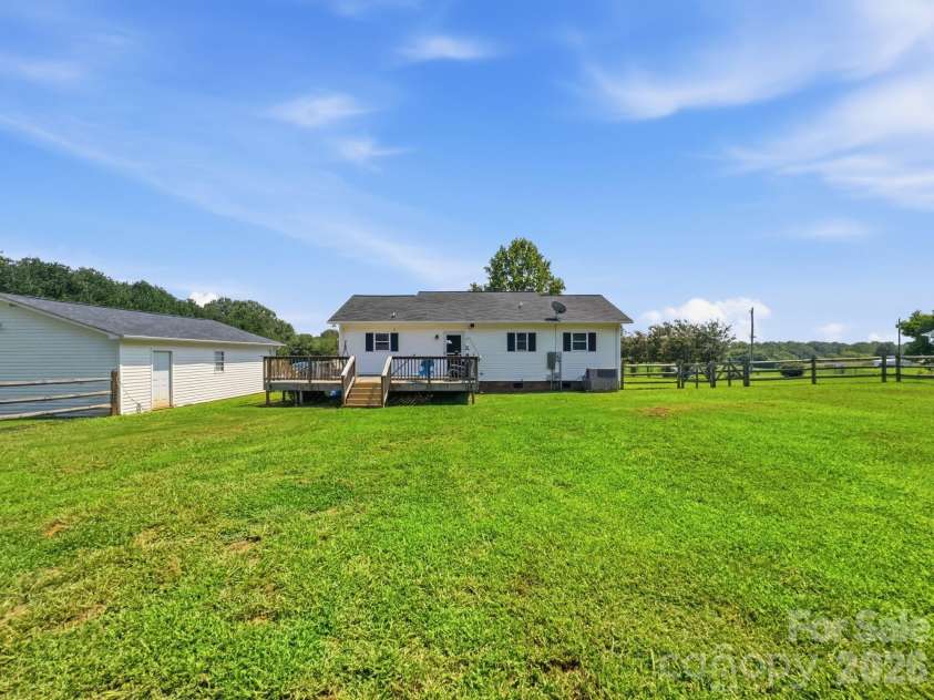 34295 Springdale Drive, New London, NC 28127.  MLS# CAR4413292, YatesRealty ID 44662. 
