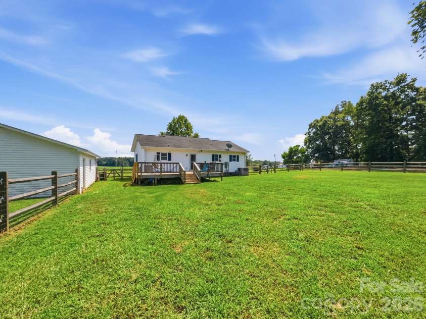 34295 Springdale Drive, New London, NC 28127.  MLS# CAR4413292, YatesRealty ID 44662. 