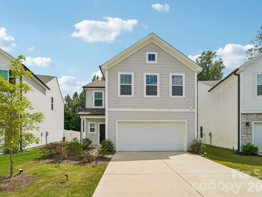329 Wildmore Way, Charlotte, NC 28214.  MLS# CAR4413878, YatesRealty ID 44663. 