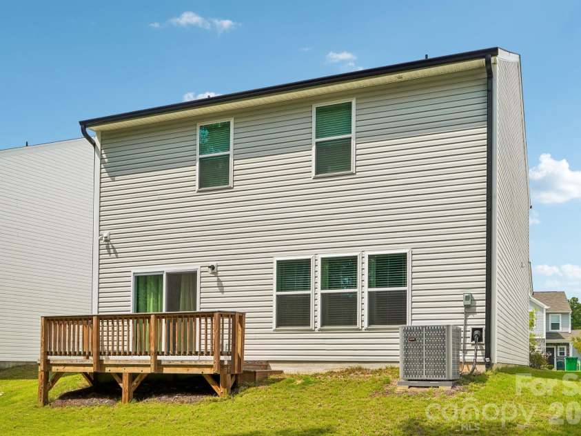 329 Wildmore Way, Charlotte, NC 28214.  MLS# CAR4413878, YatesRealty ID 44663. 