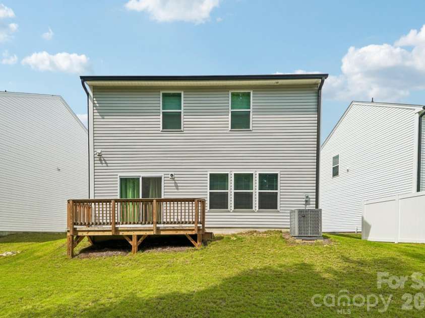 329 Wildmore Way, Charlotte, NC 28214.  MLS# CAR4413878, YatesRealty ID 44663. 