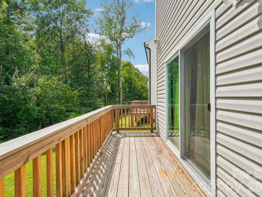 329 Wildmore Way, Charlotte, NC 28214.  MLS# CAR4413878, YatesRealty ID 44663. 