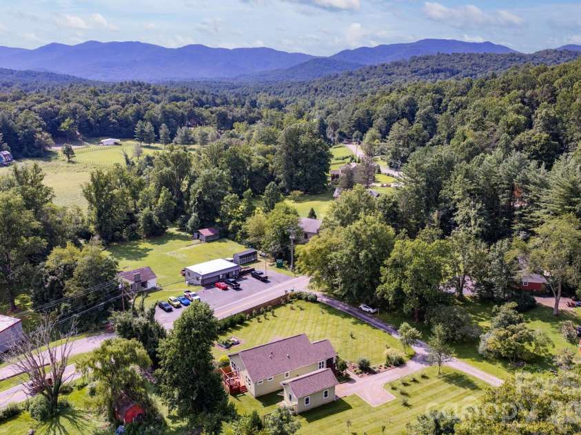 7 Addison Fisher Way, Asheville, NC 28805.  MLS# CAR4414192, YatesRealty ID 44664. Magical valley setting