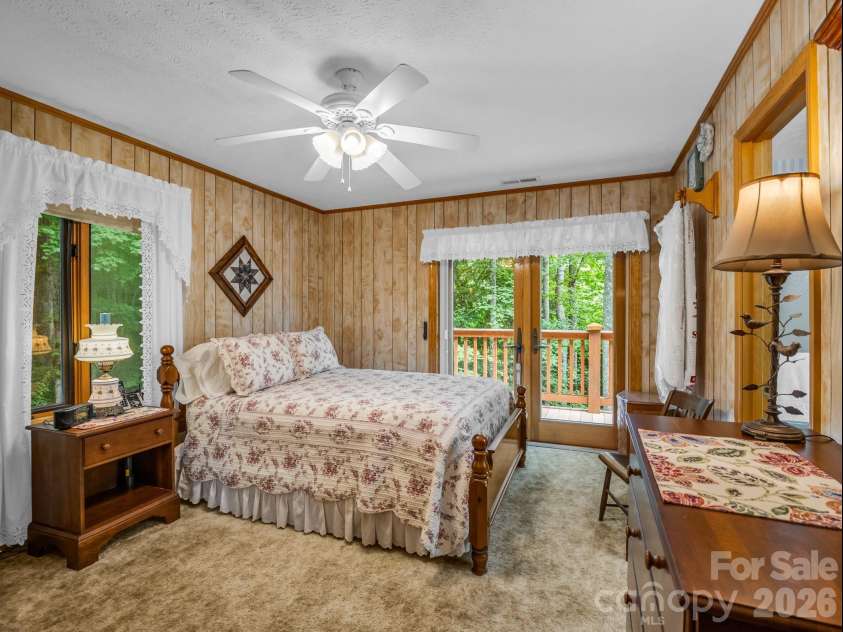 12 Chippewa Trail, Black Mountain, NC 28711.  MLS# CAR4407721, YatesRealty ID 44665. 