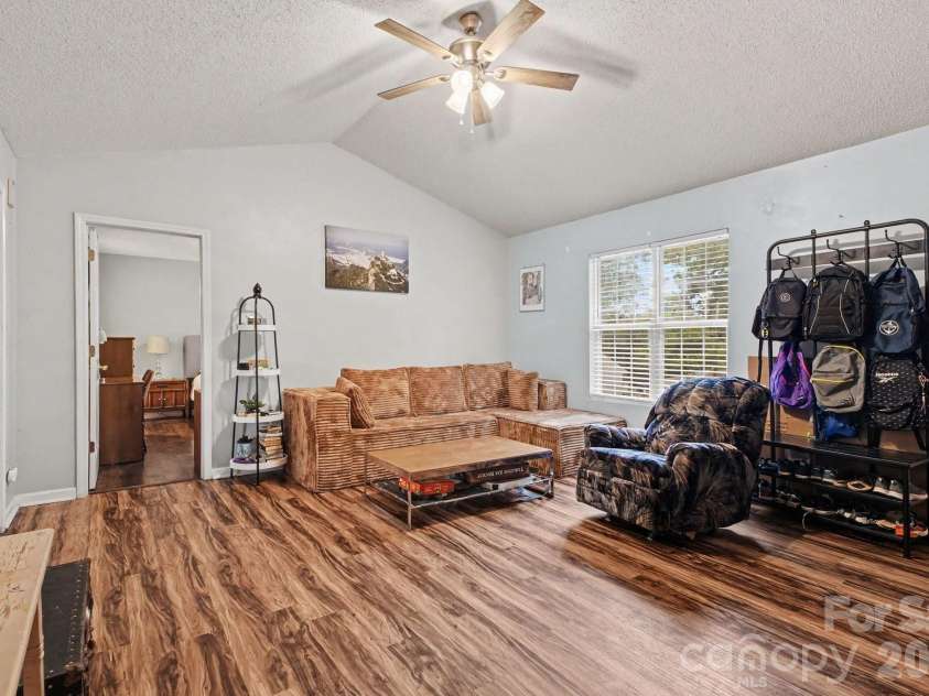 1209 Juniper Street, Kannapolis, NC 28081.  MLS# CAR4415022, YatesRealty ID 44666. 