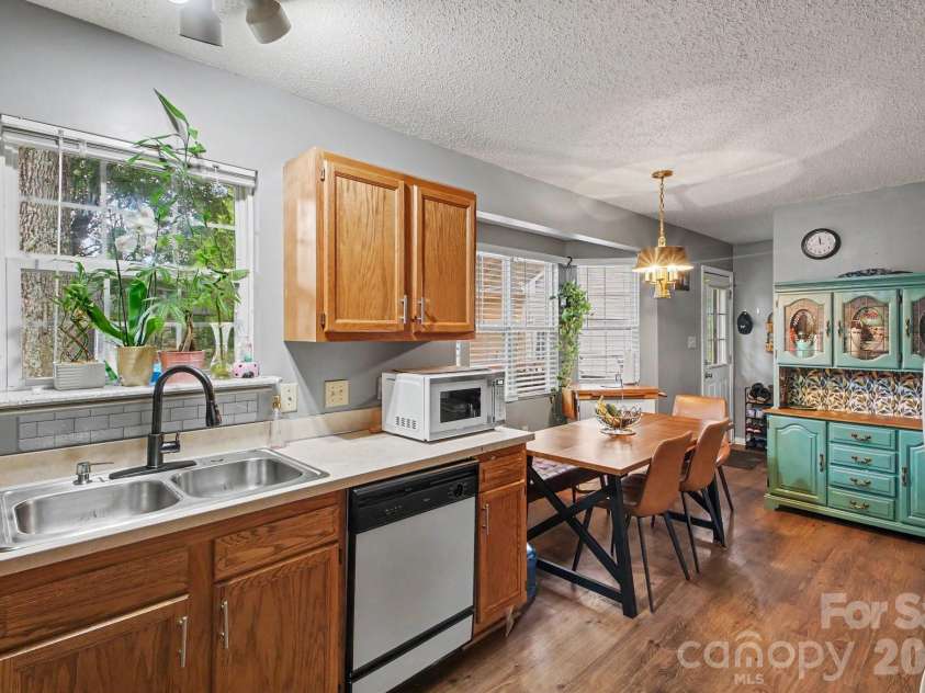 1209 Juniper Street, Kannapolis, NC 28081.  MLS# CAR4415022, YatesRealty ID 44666. 
