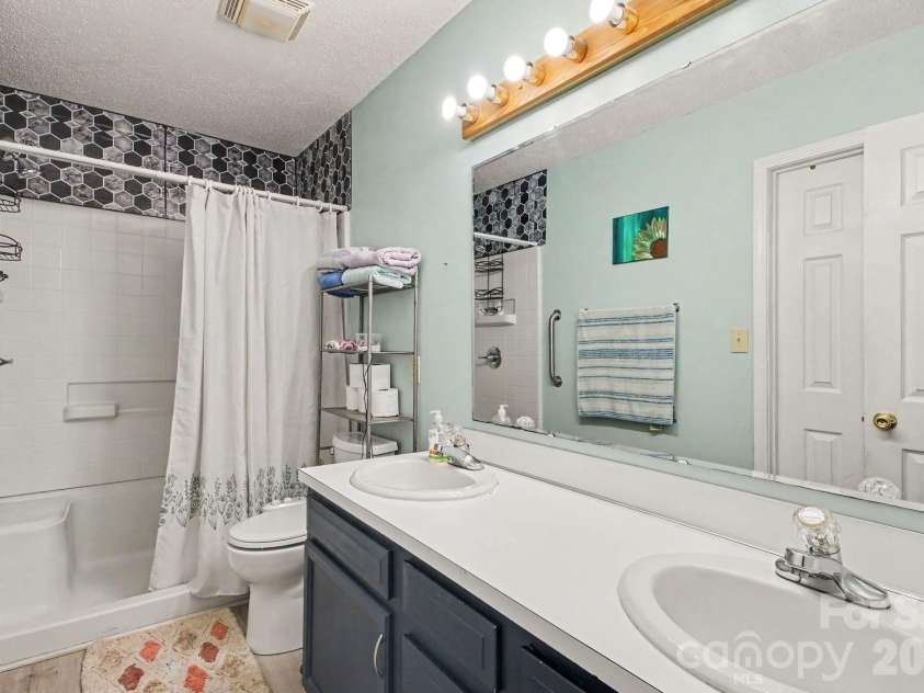 1209 Juniper Street, Kannapolis, NC 28081.  MLS# CAR4415022, YatesRealty ID 44666. 