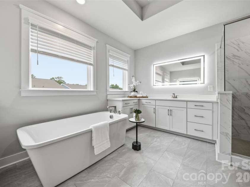 2503 Lydia Avenue, Charlotte, NC 28205.  MLS# CAR4412634, YatesRealty ID 44668. 