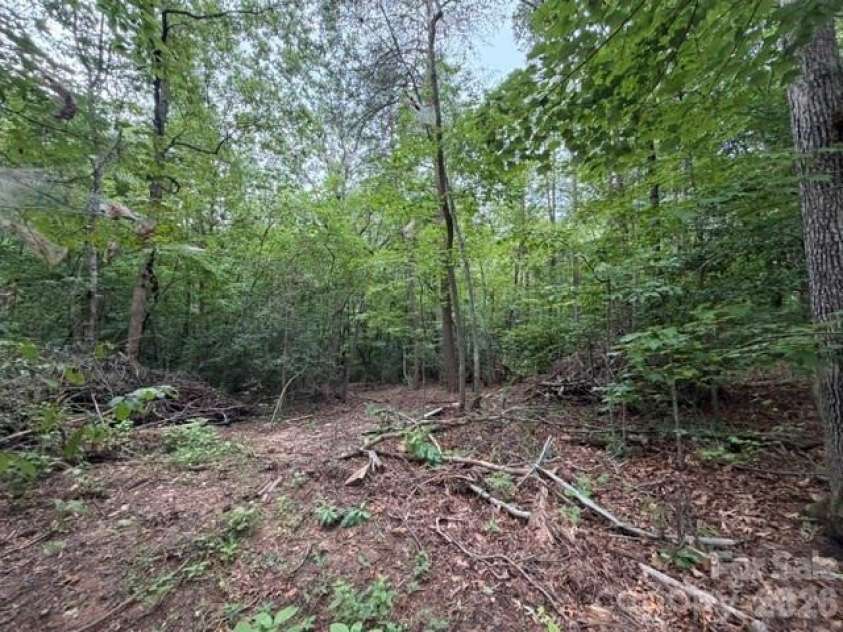 651 Bishs Way, Lincolnton, NC 28092.  MLS# CAR4415002, YatesRealty ID 44669. 
