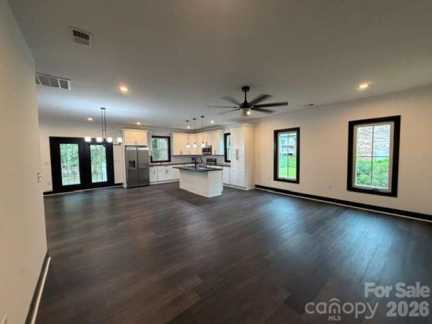 651 Bishs Way, Lincolnton, NC 28092.  MLS# CAR4415002, YatesRealty ID 44669. 
