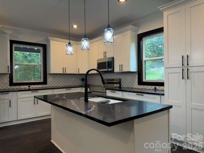 651 Bishs Way, Lincolnton, NC 28092.  MLS# CAR4415002, YatesRealty ID 44669. 