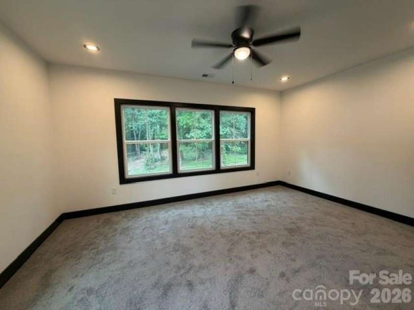 651 Bishs Way, Lincolnton, NC 28092.  MLS# CAR4415002, YatesRealty ID 44669. 