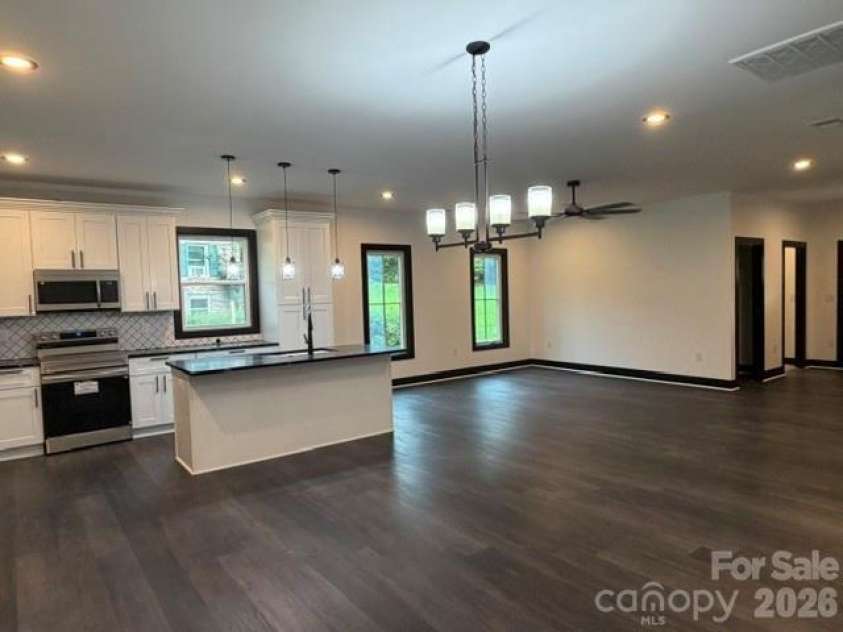 651 Bishs Way, Lincolnton, NC 28092.  MLS# CAR4415002, YatesRealty ID 44669. 