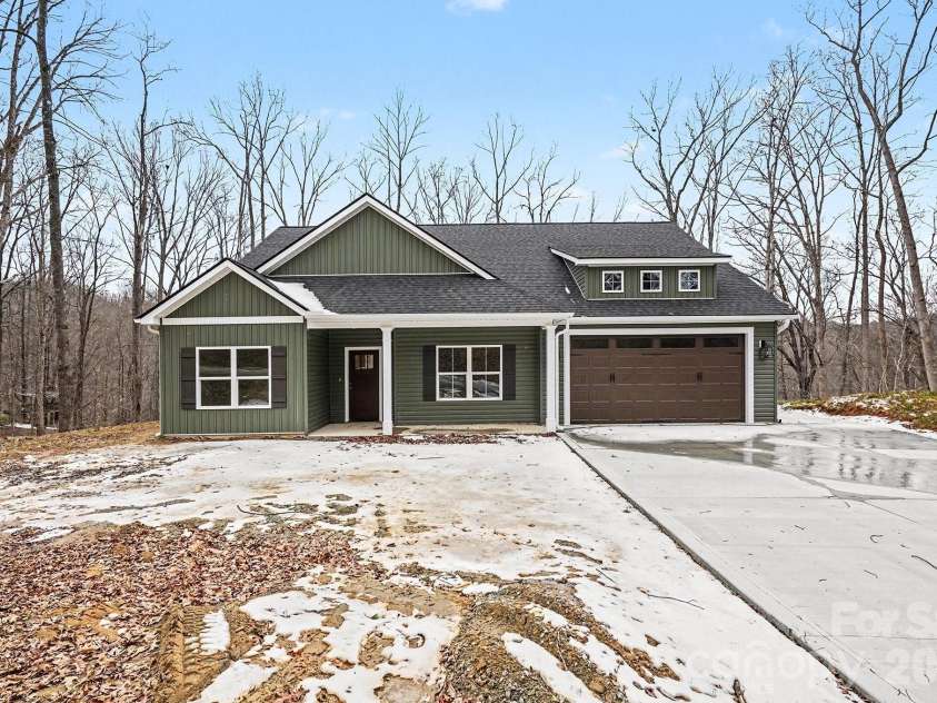 16 Forest Drive, Travelers Rest, SC 29690.  MLS# CAR4315401, YatesRealty ID 4467. 