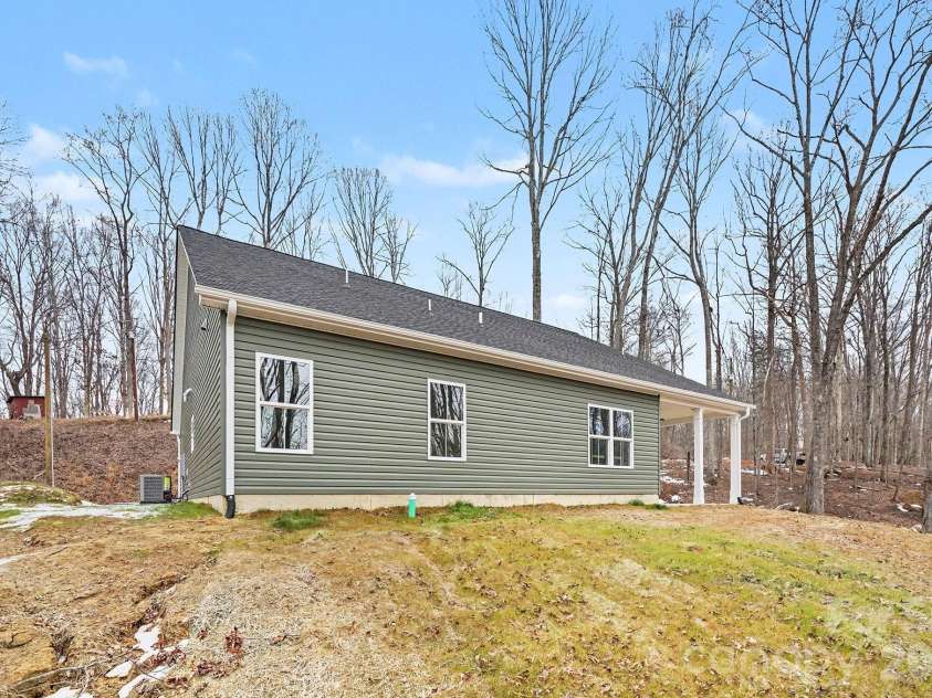 16 Forest Drive, Travelers Rest, SC 29690.  MLS# CAR4315401, YatesRealty ID 4467. 