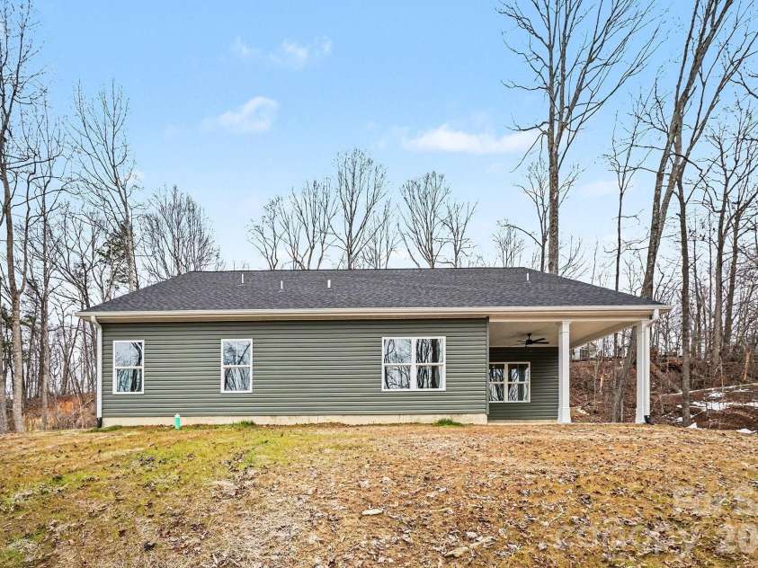 16 Forest Drive, Travelers Rest, SC 29690.  MLS# CAR4315401, YatesRealty ID 4467. 