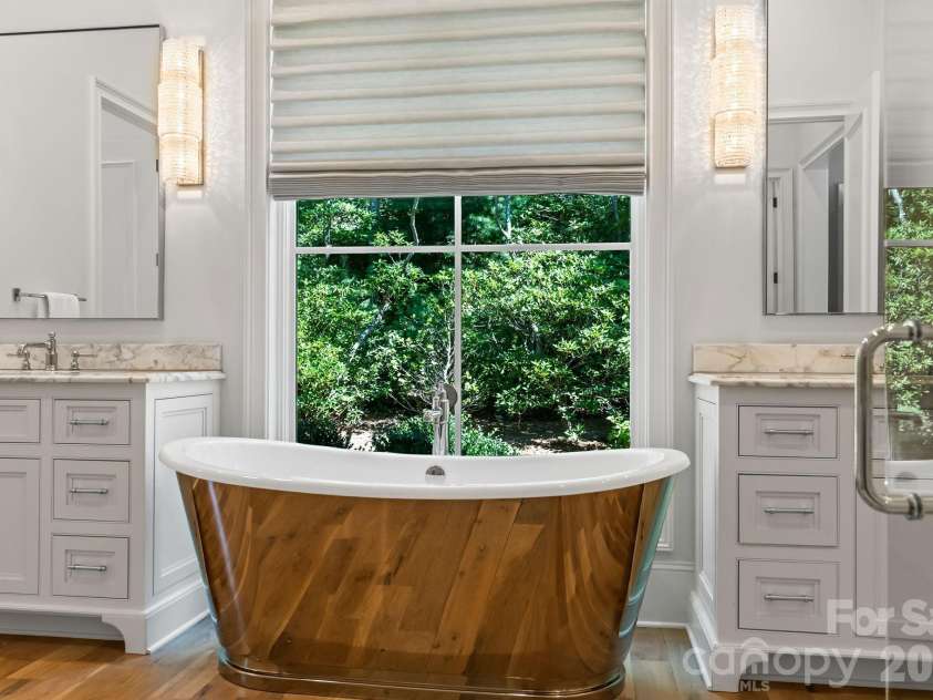 1905 White Tree Trail, Arden, NC 28704.  MLS# CAR4403022, YatesRealty ID 4467. 