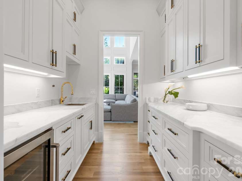 1905 White Tree Trail, Arden, NC 28704.  MLS# CAR4403022, YatesRealty ID 4467. 