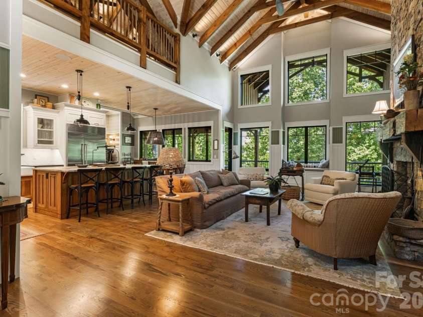 80 East Reach Road, Sylva, NC 28779.  MLS# CAR4414331, YatesRealty ID 44671. 