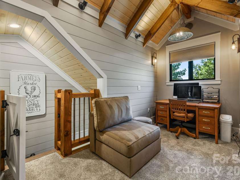 80 East Reach Road, Sylva, NC 28779.  MLS# CAR4414331, YatesRealty ID 44671. 