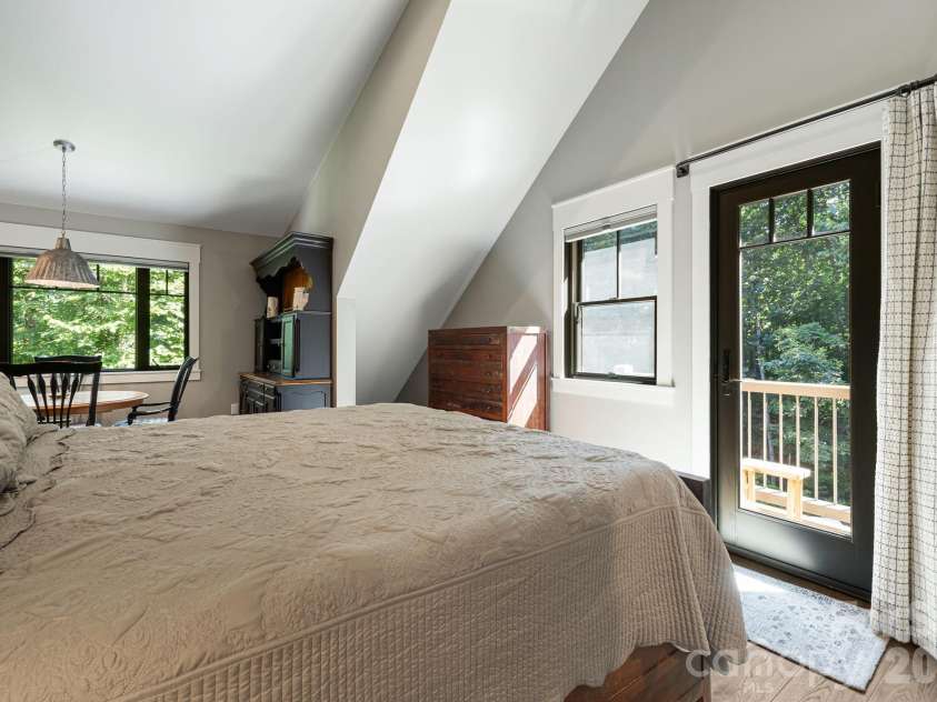 80 East Reach Road, Sylva, NC 28779.  MLS# CAR4414331, YatesRealty ID 44671. 