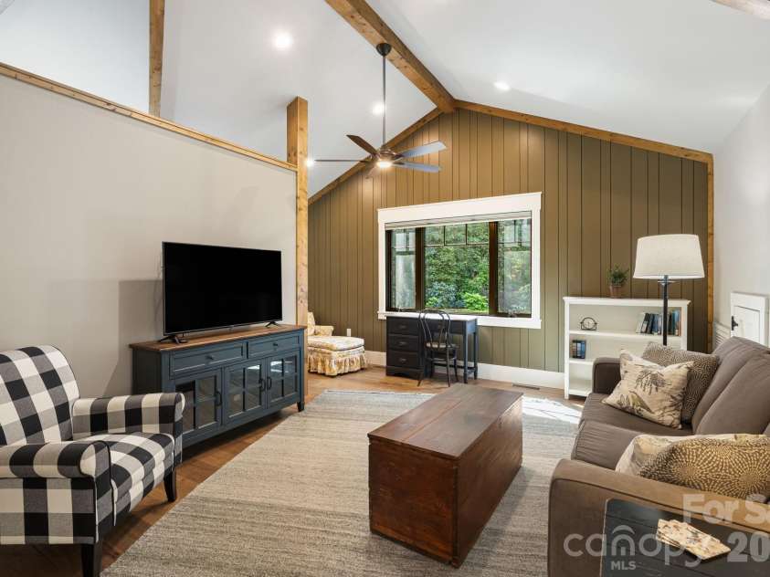 80 East Reach Road, Sylva, NC 28779.  MLS# CAR4414331, YatesRealty ID 44671. 