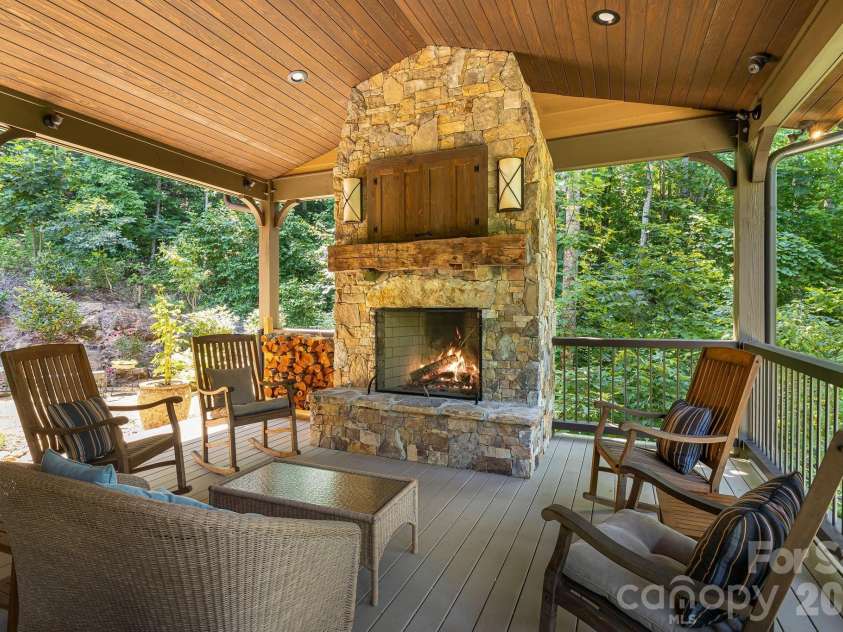 80 East Reach Road, Sylva, NC 28779.  MLS# CAR4414331, YatesRealty ID 44671. 