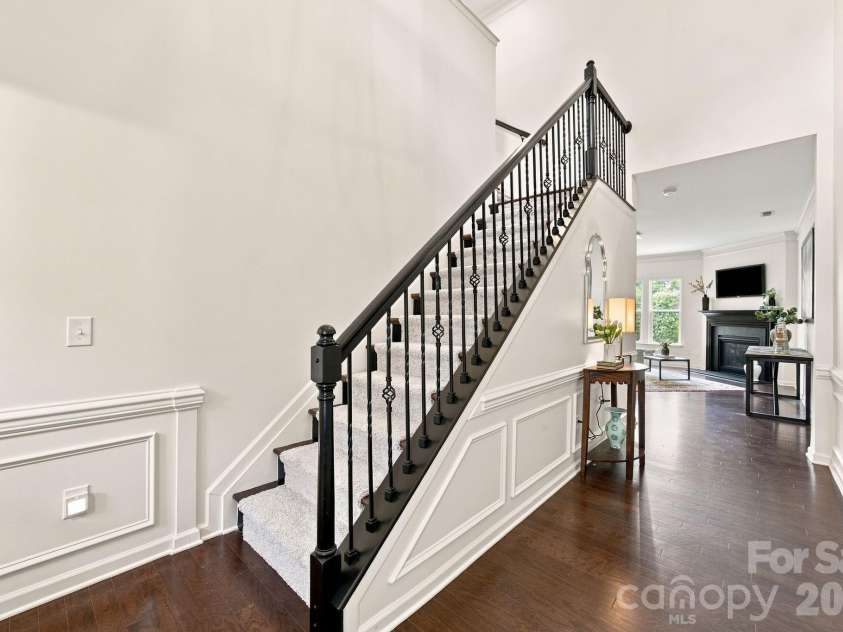 5842 Glassport Lane, Charlotte, NC 28210.  MLS# CAR4409928, YatesRealty ID 44677. 
