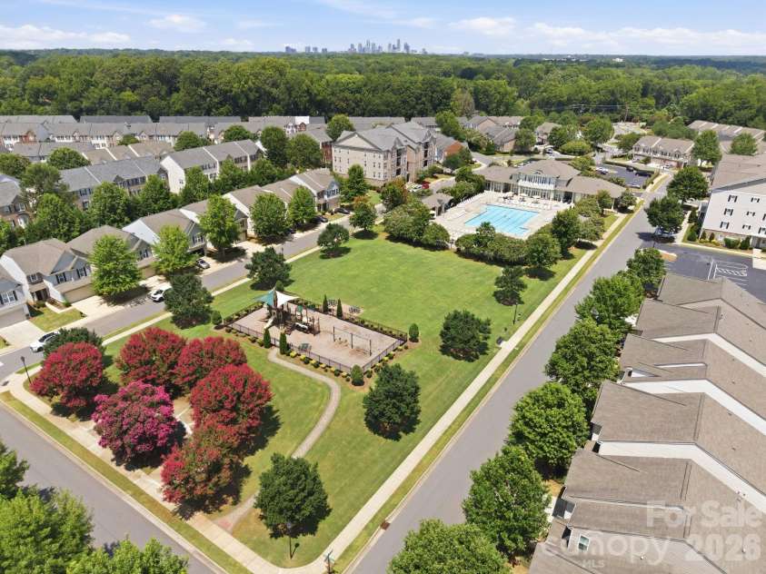 5842 Glassport Lane, Charlotte, NC 28210.  MLS# CAR4409928, YatesRealty ID 44677. 