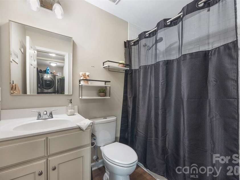 802 Grace Avenue, Kannapolis, NC 28083.  MLS# CAR4413262, YatesRealty ID 44679. 