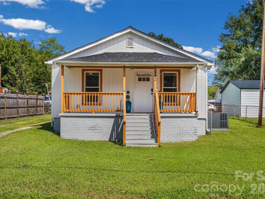 802 Grace Avenue, Kannapolis, NC 28083.  MLS# CAR4413262, YatesRealty ID 44679. 