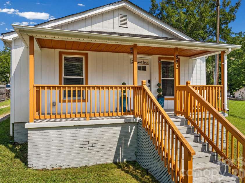 802 Grace Avenue, Kannapolis, NC 28083.  MLS# CAR4413262, YatesRealty ID 44679. 
